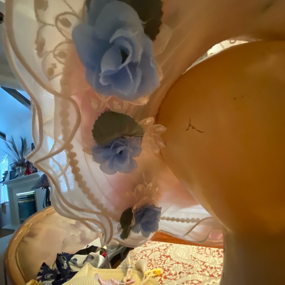 boy or girl BABY SHOWER VINTAGE. Hat 🩷💙Plus beautiful porcelain doll 🩷💙 - Picture 9 of 13